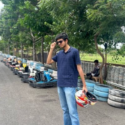 manu_palash's profile picture. 19|Engineering my ideas into reality. AI, web apps & big dreams!