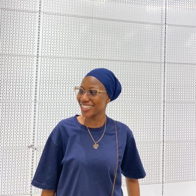 Rabiii_med's profile picture. Books. Arts. Language 🥂. I teach kids(Spanish /French). Way too big or whatever Burnaboy said😌