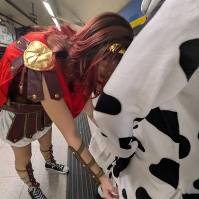 Cameronscamaras's profile picture. Art student / she-her          🏺.    🏺.     🏺.    

Follow me on my yt channel - - -   https://t.co/kCIt5zs4DT