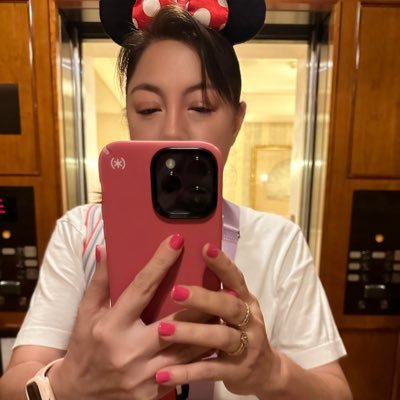 carmen167057816's profile picture. 