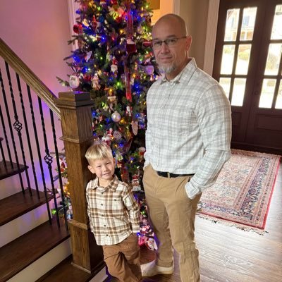 Stick4Veterans's profile picture. Retired Army SSG/Marine SGT, if you’re a fellow Veteran and ever need a brother to talk to hit me up. I’d rather listen to your problems than your eulogy