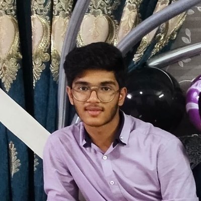 Huzaim_Aamir's profile picture. Founder @ LumixCode | AI + SaaS | Turning ideas into funded startups