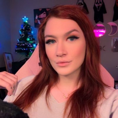 farahfruitttv's profile picture. 🧃Powered by @Advancedgg | ༄˖°. Brighter days ahead ༄˖°. @femmesofthefog Stream team 💕 @evtil26 🧸💗