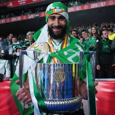 GxlDeFekir's profile picture. Parodia. Adicto al Fantasy. Contacto MD // gxldefekir@gmail.com