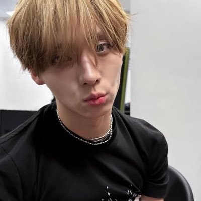 sqxrze's profile picture. 𓂃·˚ ₊⟢ @NCTsmtown_DREAM @TXT_members @ZB1_official @ALD1_official @whib_official 💭🐈 🐬🐠 𓇼 #gawsqxrze