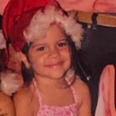 portosbrie's profile picture. 