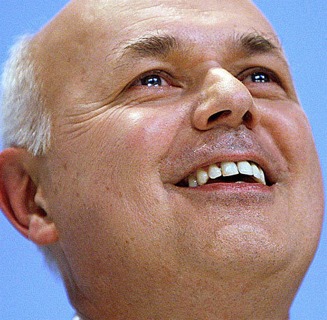 iainduncanmirth's profile picture. Everyone's favourite ministerial tribute act. Parody.