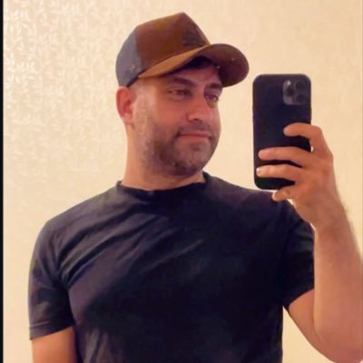 saymon_back's profile picture. engineer || old Hacker 🧑‍💻 || E-business ll بماند برای روزهایی که نخواهم بود…