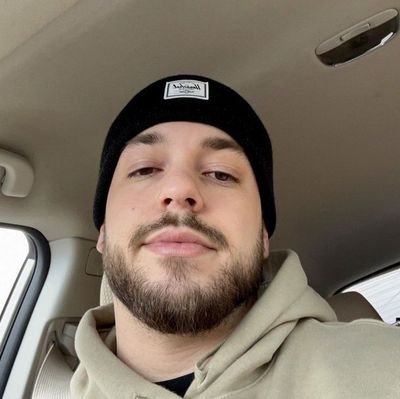 Liam8162's profile picture. 