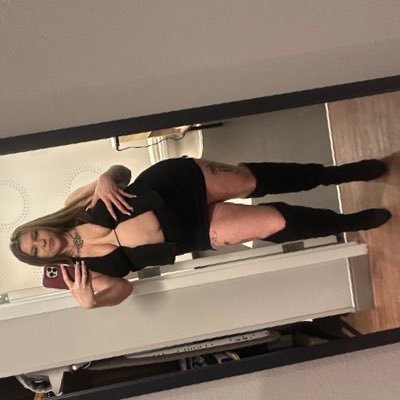 notyobihhbbby's profile picture. it’s dmV💧I’m just here to fuck & get sum money 💰 YES, I do meets. ✈️ I send my menu once my $10 dm fee paid. CA $notyobihhbbbyxo Chime & Venmo $Notyobihhbbby