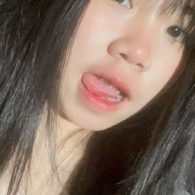 uidxaz's profile picture. One Twitter can make a big impact.