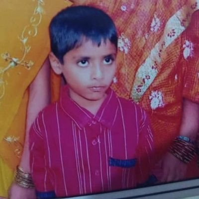 Yashinzayn's profile picture. 