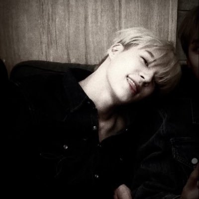 xuolfgj's profile picture. 🙇🏻‍♀️