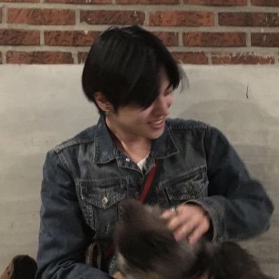 le0thinker's profile picture. 𝑎 𝑞𝑢𝑖𝑒𝑡 𝑝𝑙𝑎𝑐𝑒 𝑓𝑜𝑟 𝑙𝑜𝑢𝑑 𝑙𝑜𝑣𝑒 𝑡𝑜𝑤𝑎𝑟𝑑 𝑙𝑒𝑒 𝑙𝑒𝑜 ✦ #ALPHADRIVEONE #ALLYZ 💫✨