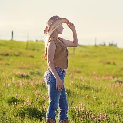 underfed_cum's profile picture. 