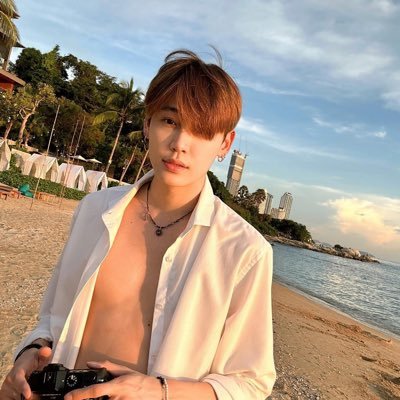 Changefly112962's profile picture. 嗑文总包包🥦，bossnoeul，肯南平，无雷，热爱泰兰德的夏天❤️互关哟～必回关