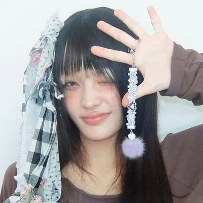 katsie2sweetz's profile picture. 𖦹 ׂ 𓈒 🎀──★ ˙🧸 ̟ ／ ⋆ ۪𝐵𝐸𝐼𝑵𝑮 𝑪𝑼𝑻𝐸 DOESN'T DEFINE WHO I AM . •   ̟ !! 𓉸ྀི