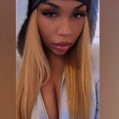 NaughtyNerdNinj's profile picture. 5'4 Independent🦸🏿‍♀️, TRANSWOMAN , Comedian😝, Nerd🖖🏾🤓 Anime & SuperHero Head😌 UnderDog 🐶 Weirdo 👽 Dj music IG: naughtynerdninja