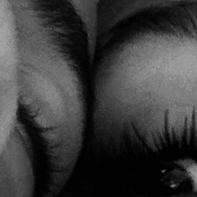 unodlela10's profile picture. elusive & brief