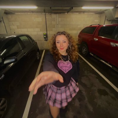 noturprincessxo's profile picture. $professional spoilt brat$ I belong to a real man but your wallet belongs to me || £22.22 tribute