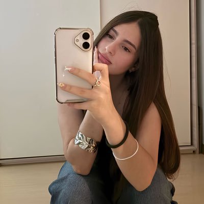 acssly's profile picture. 