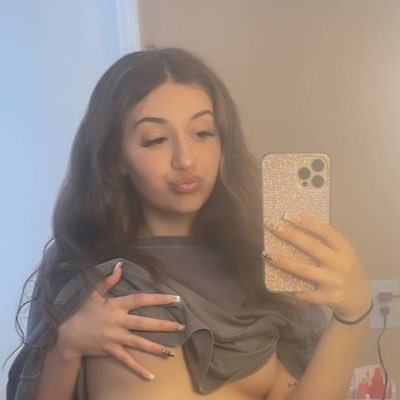 ALMAINDYw9tc's profile picture. Your favorite girl DO MEETS!!! 🚘💥for fast response https://t.co/vBpZvHDGzg And if you got trust issues please don't