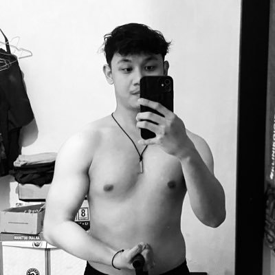 justuschaotic's profile picture. Currently choosing peace over rush.