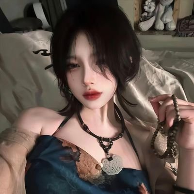 yutong567's profile picture. 一个热爱加密的女生，经历过牛熊周期，有同频的朋友可以一起交流，背景图有企鹅交流裙。我不搞任何收费群，不管在X还是在其它地方都不会主动私信任何人，凡是主动私信你的都是骗子。