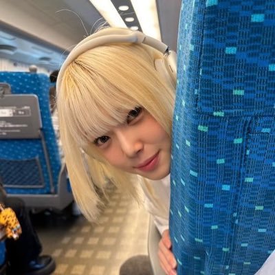 feiphinks's profile picture. if it isn’t txtwice i don’t gaf