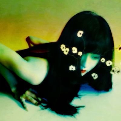 beberorie's profile picture. رضي الله عني
born again🌷eternal love
لم يشفيني سوى أملي