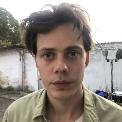 chucrky's profile picture. curto filmes de terror e videogame