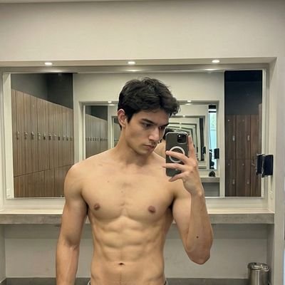 2bweeknd's profile picture. 