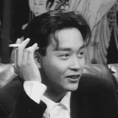 NikMulberry's profile picture. 唯有克服了内心的恐惧，才能获得真正的自由