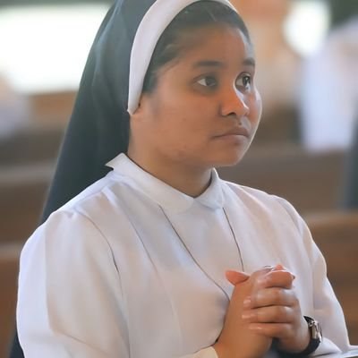 tweetsbysister's profile picture. persionate gooner living for north London Pride