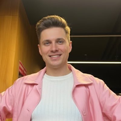 AnfisaSavchenk1's profile picture. Hustler, growth hacker and reels diva at @fastshot_ai YC F25