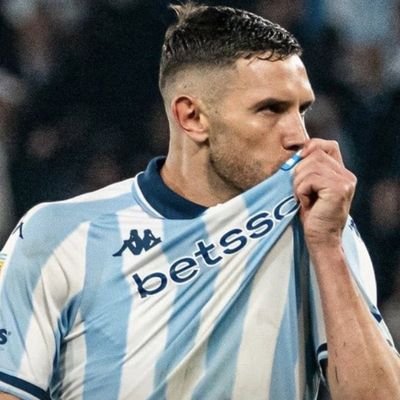 pipaa22_'s profile picture. me bloqueó Gastón edul.

88