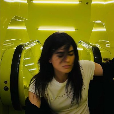 cronengarten's profile picture. if u like what i say u can keep it on replay