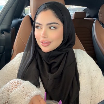 shaikha_'s profile picture. FS