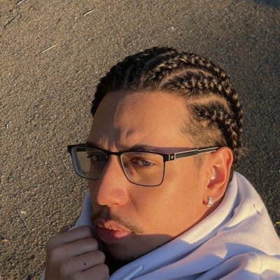 datzn_'s profile picture. Thumbnails for @NickDiGiovanni