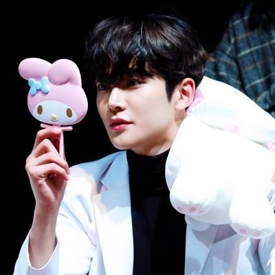 Ring920's profile picture. 로밍❤️