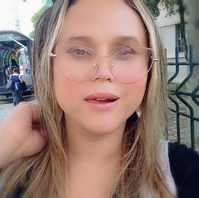 KazinhaTrans's profile picture. sou uma mulher trans passiva de Curitiba.. afim de parceria para gravar midas..