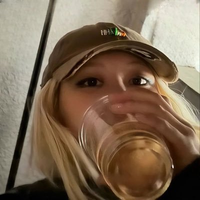 nvswrl_'s profile picture. @atletico