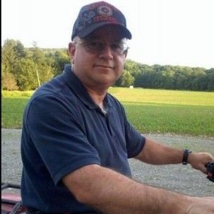 BenjaminFr96064's profile picture. 