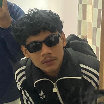 farel015135948's profile picture. 