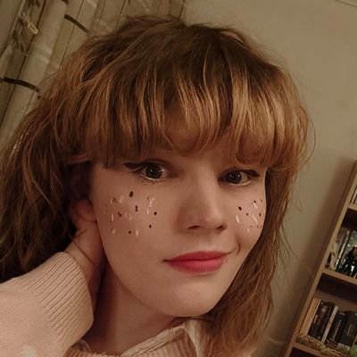 ashestoashleys's profile picture. shrine maiden in training | studying Japanese and making videos when i can • i also stream bargain bin games for fun sometimes : ) https://t.co/Q5EeDeMmwT