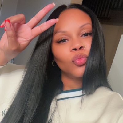 Sashy_x0's profile picture. 