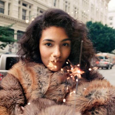 clairoslings's profile picture. the lily means i dare you to love me