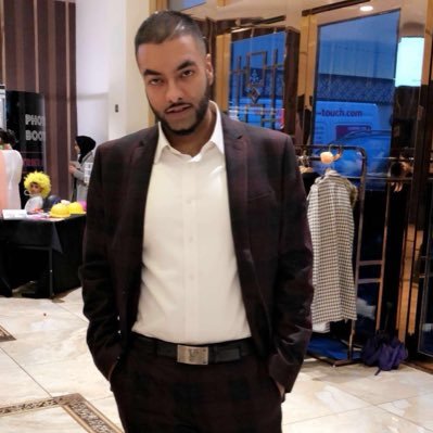 mobot23's profile picture. You're either at the table or on the menu | $SOL 🟣 | @AxiomExchange Ref - https://t.co/xDnzIMk4Wx