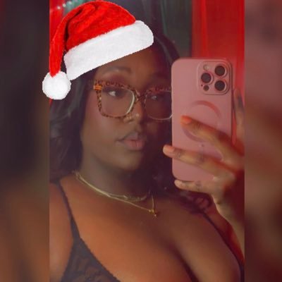Taurus_Groove's profile picture. l Extraterrestrial Succubus posing as a human woman | 🌱 | no DMs  | $Raiinaee | ♉️ | Evilly Wholesome 🥰 | Big Mama  |Blessed & Highly Flavored| 💙T