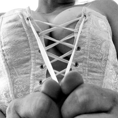 JCocufieuse's profile picture. Libertine / Photos/ Hotwife / Dooging / Glory Hole / Bisex / femme mariée pas très sage 😜